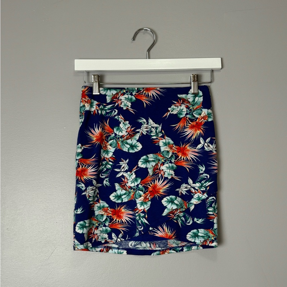 Lush Hawaiian floral mini skirt stretch blue cross over front size small